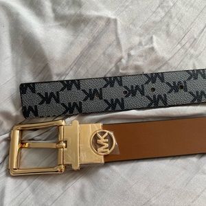 Michael Kors leather reversible belt